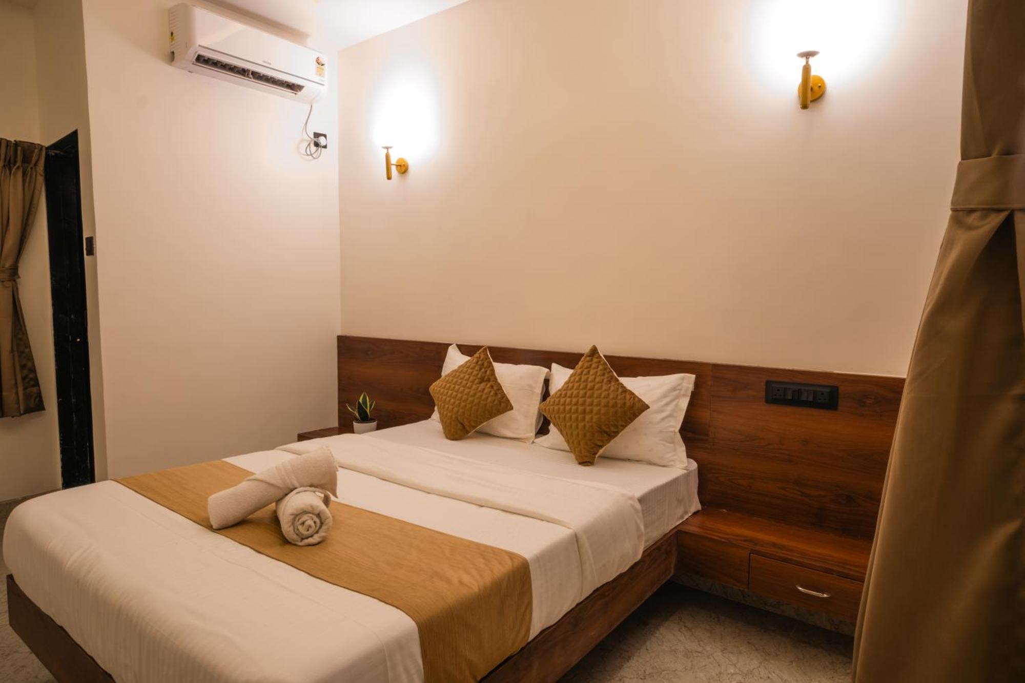 Sapphire Mansion Hotel Alibag Exterior photo